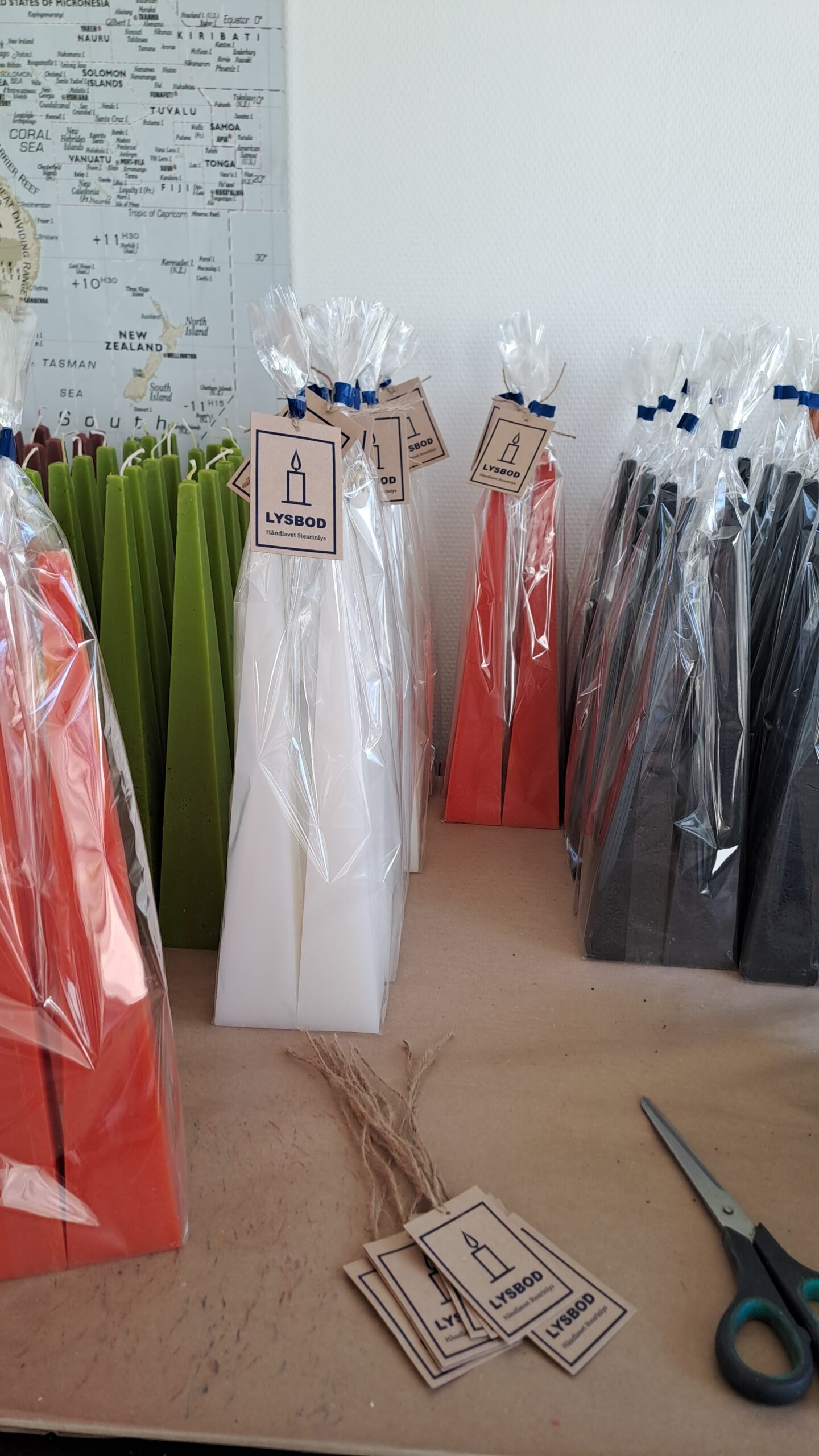 Firkantet bloklys med manillamærke